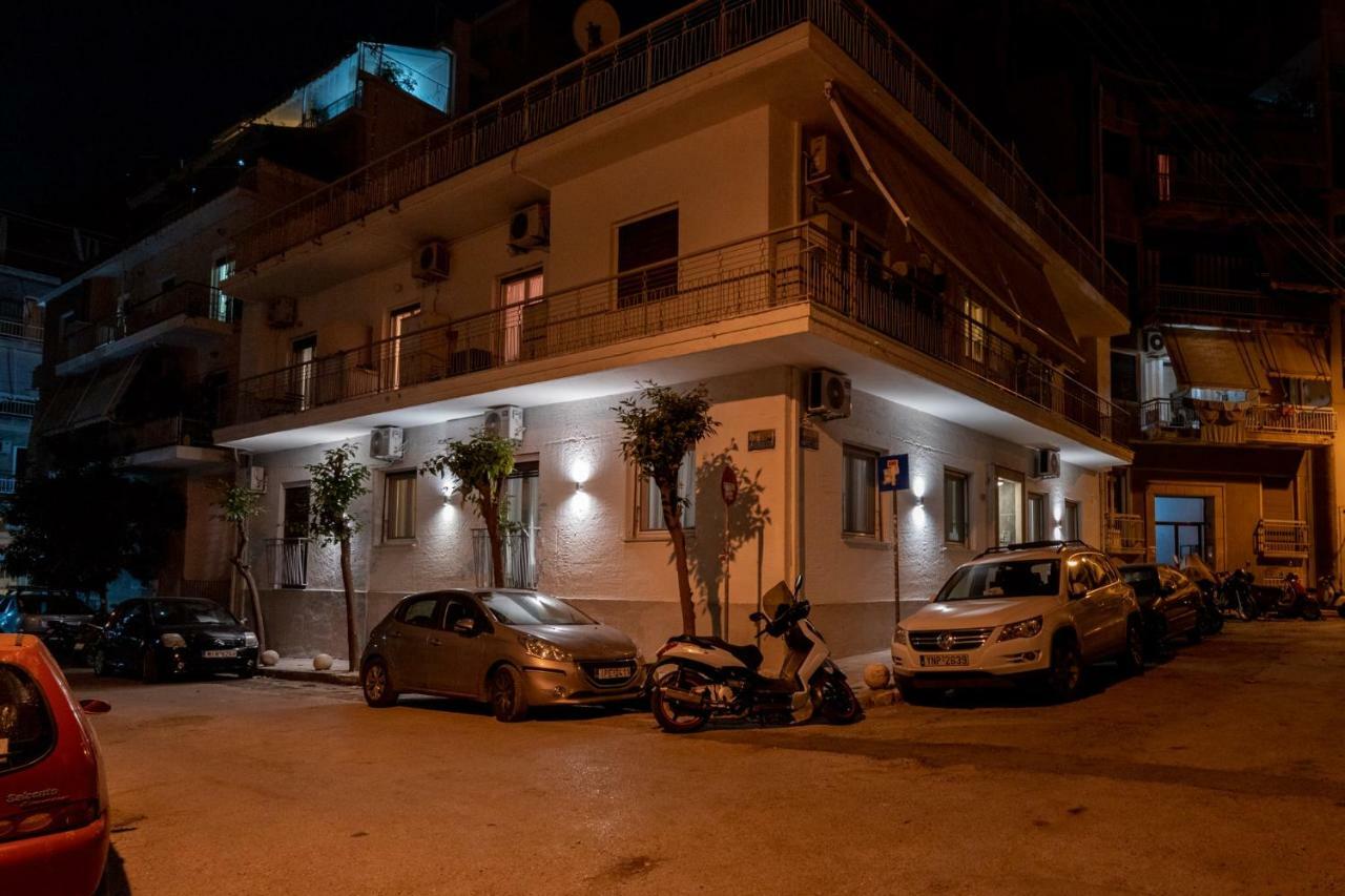 Ports Crossroad C Pireu Exterior foto